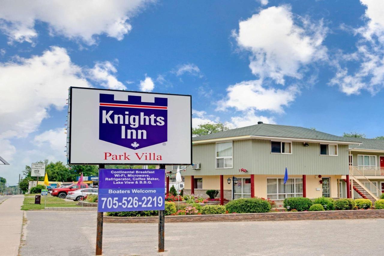 Knights Inn - Park Villa Motel, Midland Buitenkant foto